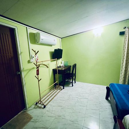Khaosok Happy House Bed & Breakfast Khao Sok National Park Exterior photo