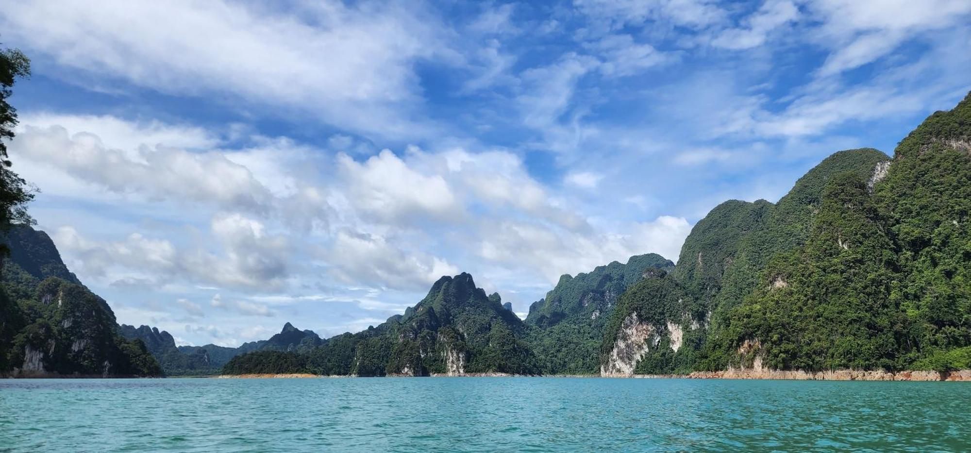 Khaosok Happy House Bed & Breakfast Khao Sok National Park Exterior photo
