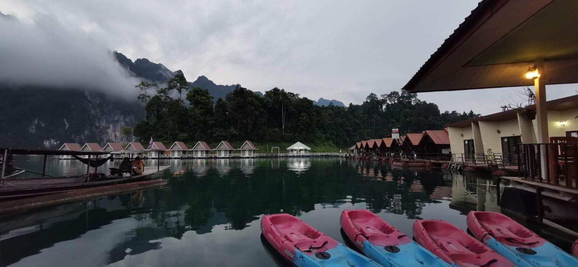 Khaosok Happy House Bed & Breakfast Khao Sok National Park Exterior photo